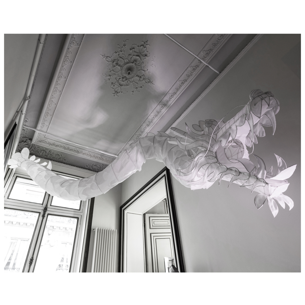 By Far - Installation by Mathilde Nivet 